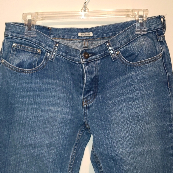 Guess Jeans - Picture 4 of 7
